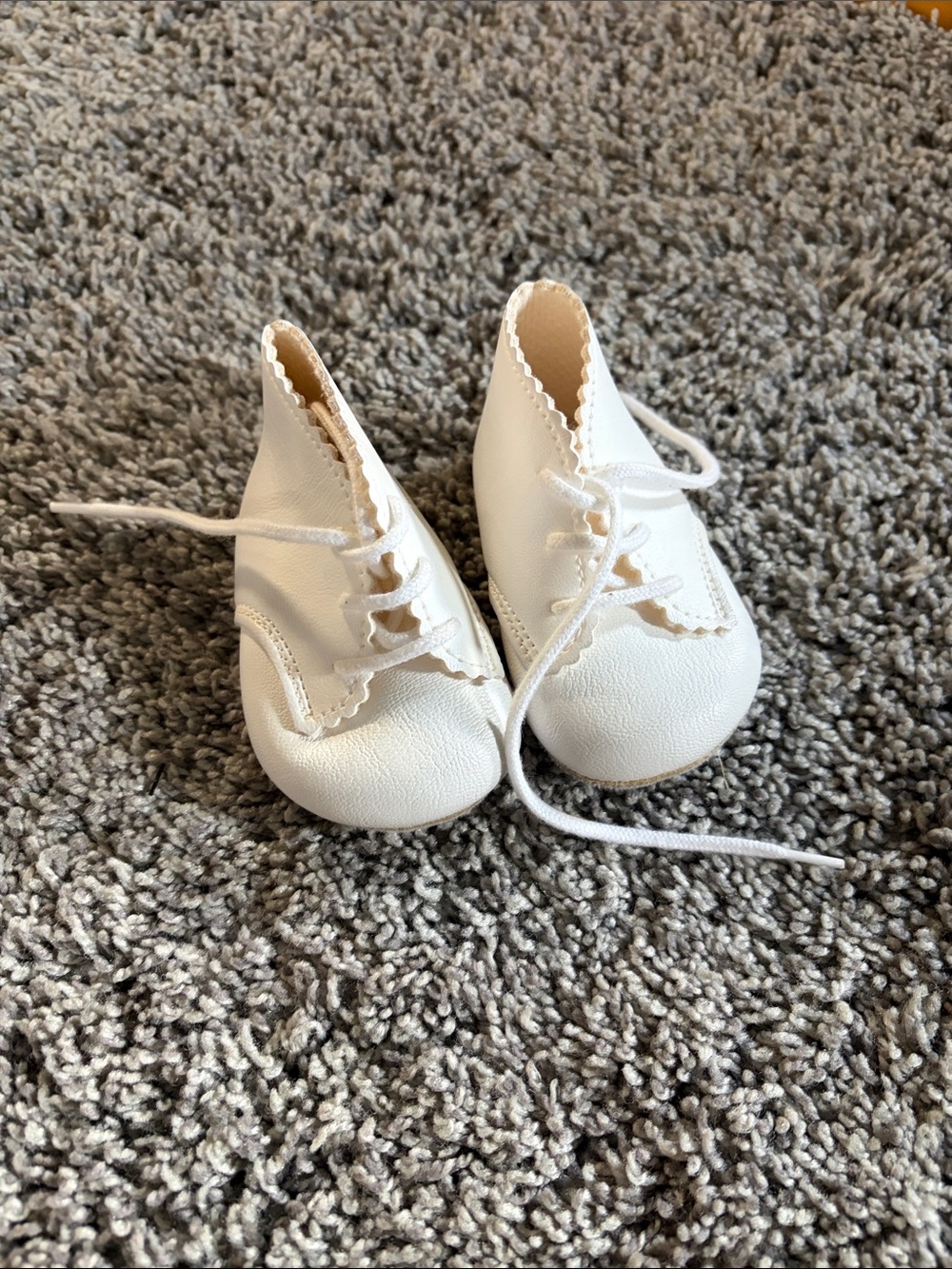 Soft White Baby Lace-Up Walker Shoes with Scalloped Trim